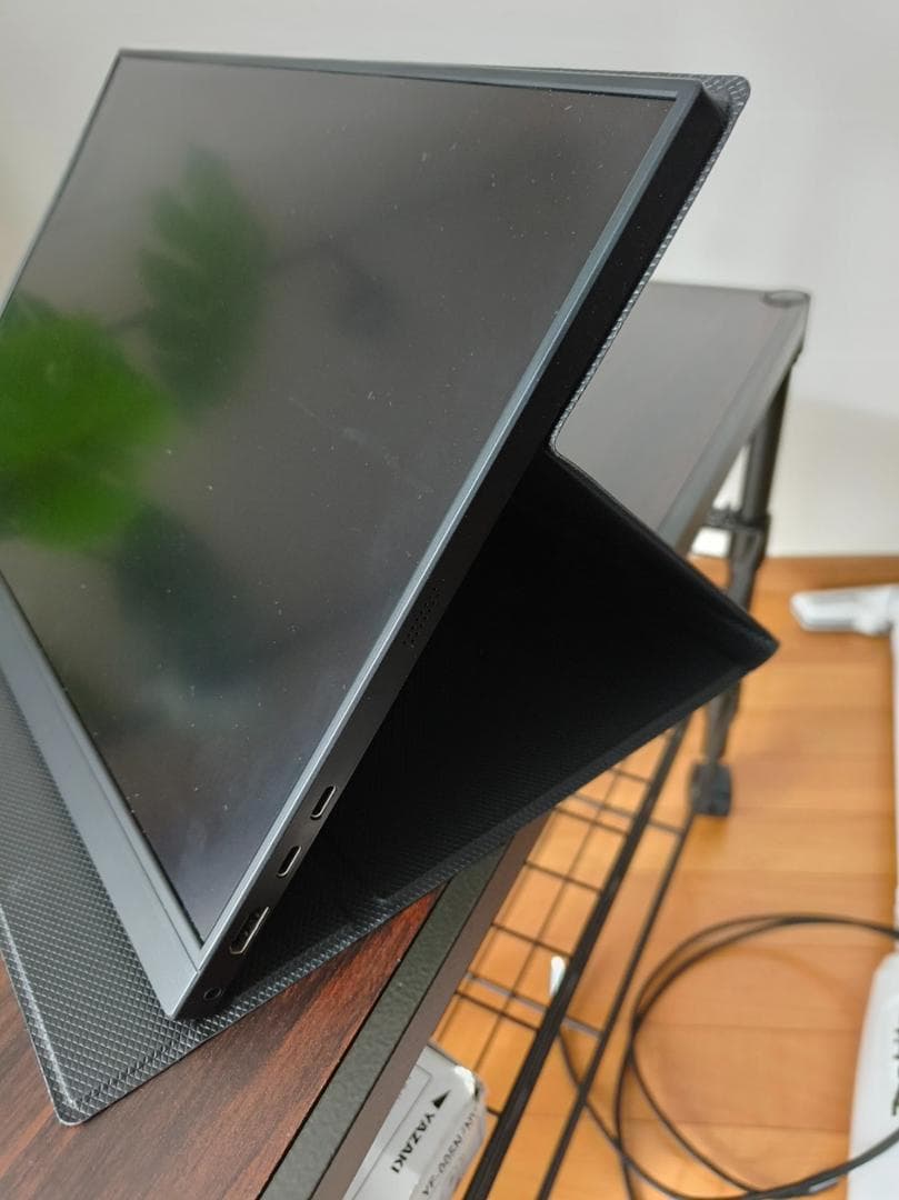 モバイルモニター　ポータブルディスプレイ　16インチ