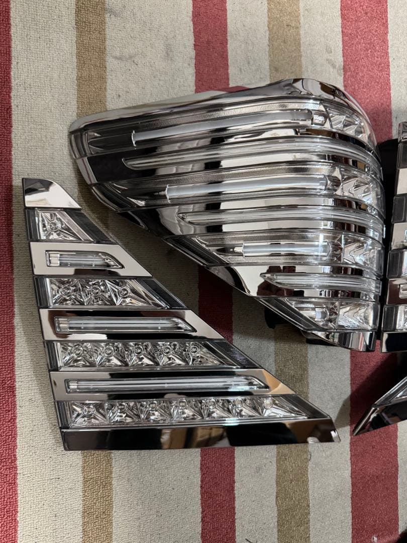 最新 ヴァレンティ ヴェルファイア アルファード 20 テールランプ テール