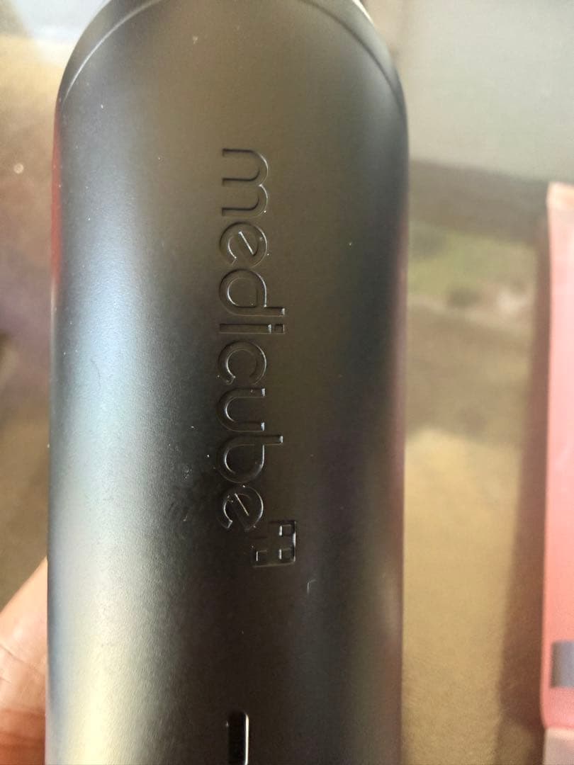 medicube AGE-R BOOSTER PRO 美顔器