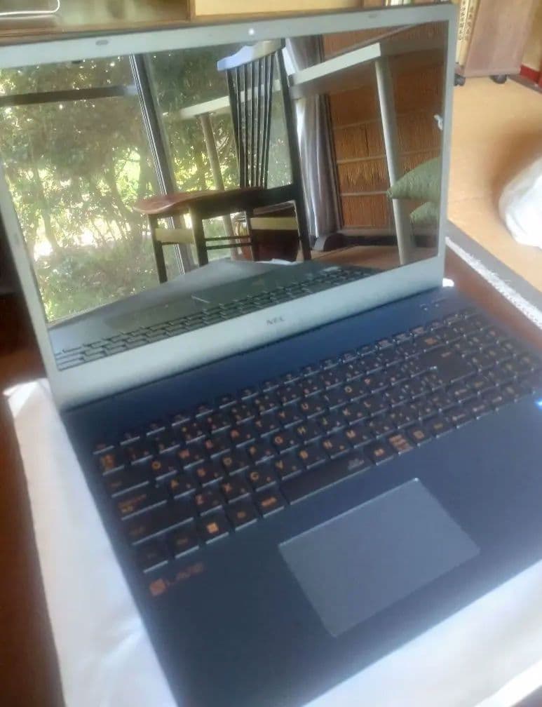 tetuさま【新品 未使用】 LAVIE　N1556 GKL（保証書付き）