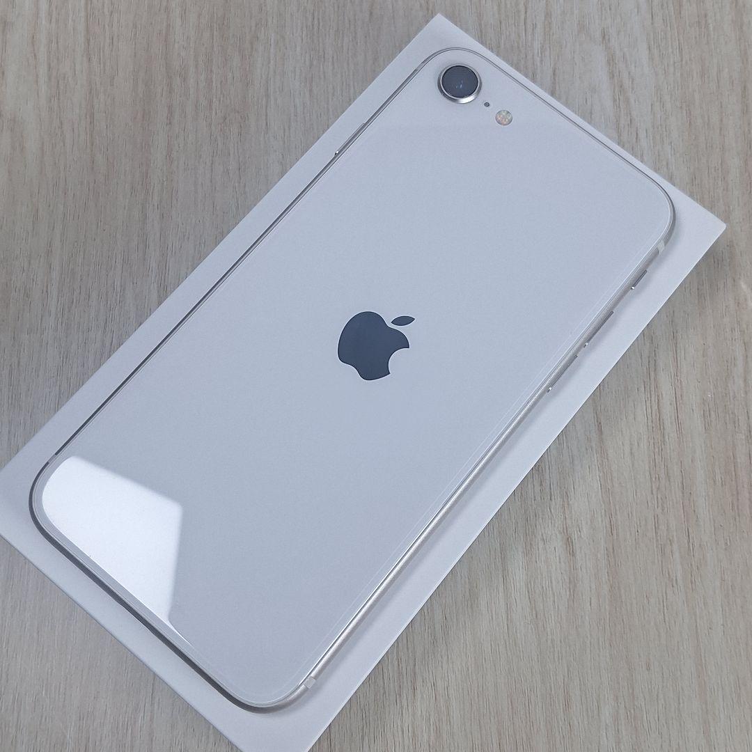 iPhone SE 3 64GB スターライト SIMフリー バッテリー新品