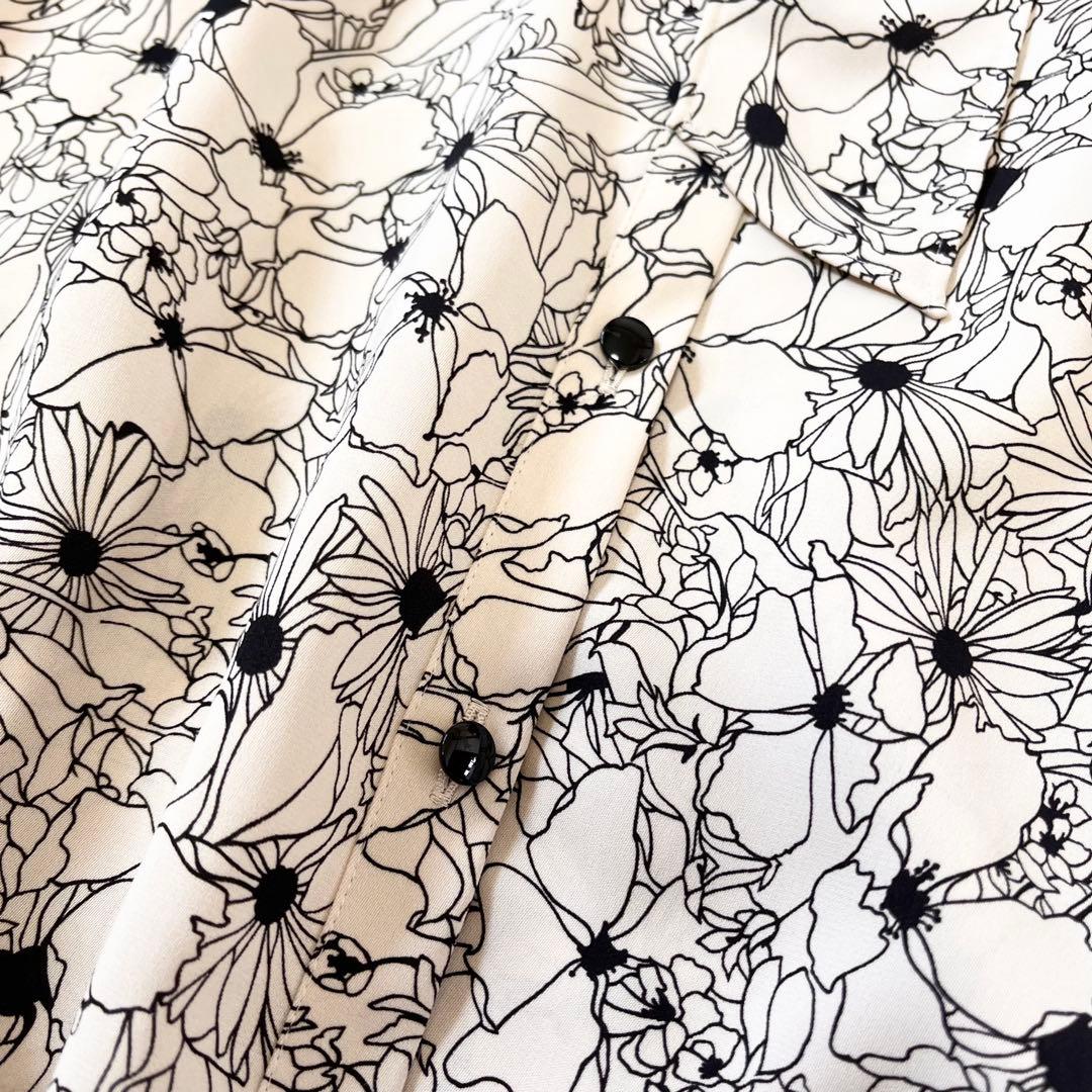 アナイ　極美品2025年ドローイングフラワープリントタイブラウス