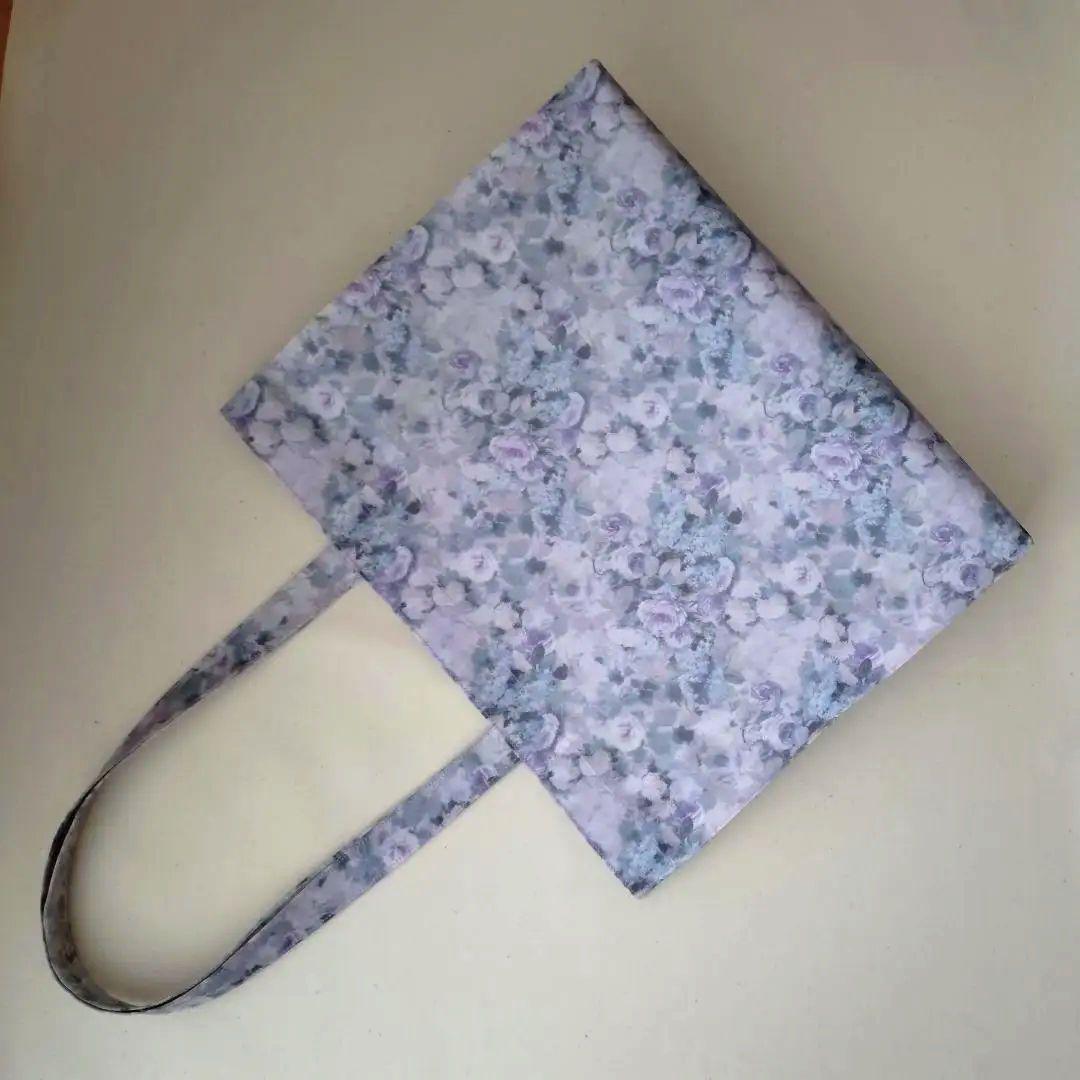 ふわふわ〈 リバティ 〉ラミネート・Ａ4横型紙袋型トートバッグ他