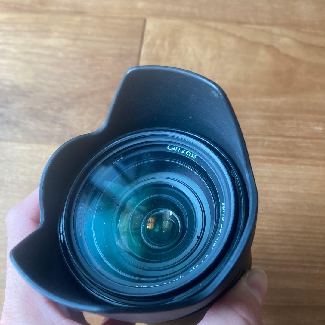 SONY α77 ボディ+ ZEISS 16-80mm レンズ