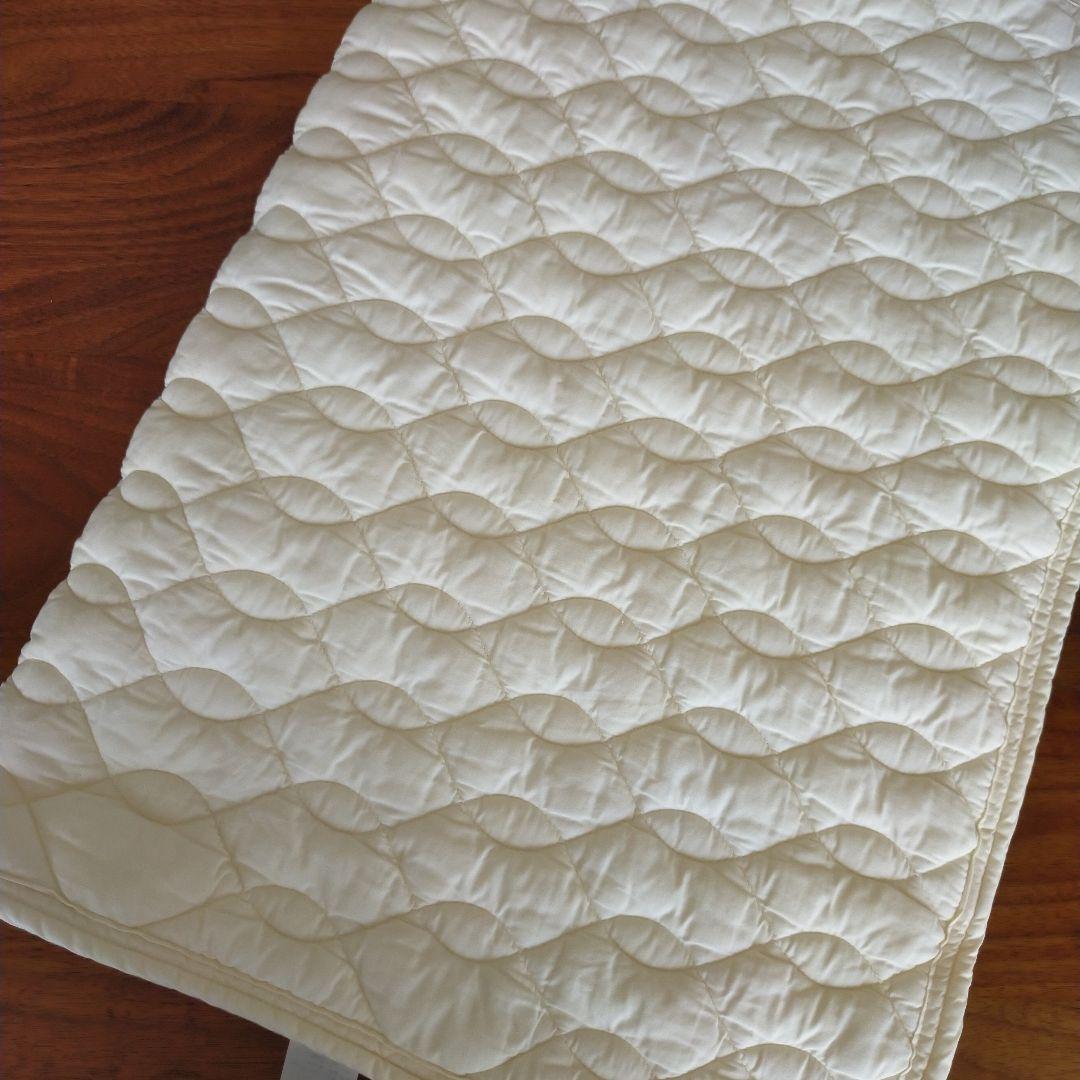 西川　ベビー布団マットレス　シーツ　敷きパッド　防水シーツ 60×90 cm