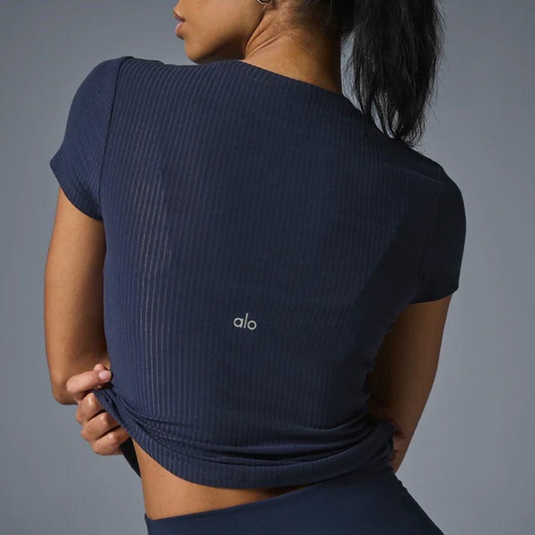 【25SS新品】alo yoga アローヨガ 半袖リブTシャツ ネイビー S