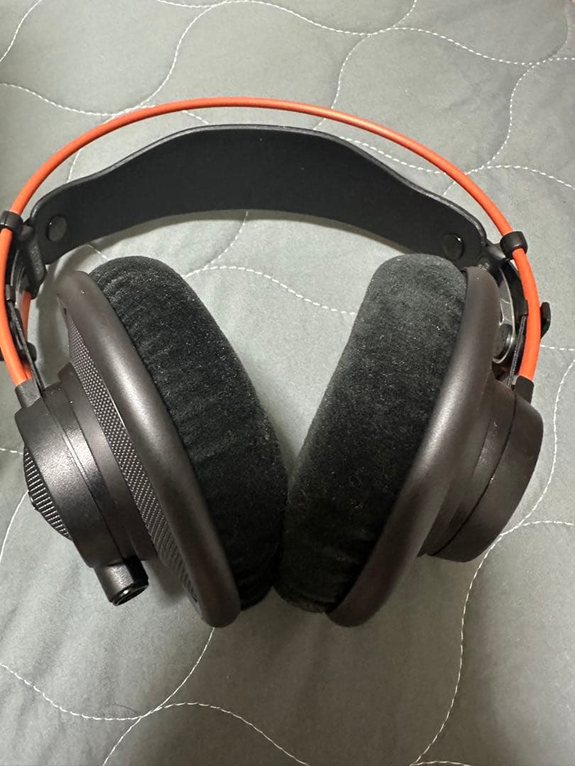 AKG K712PRO ヘッドホン スロバキア製