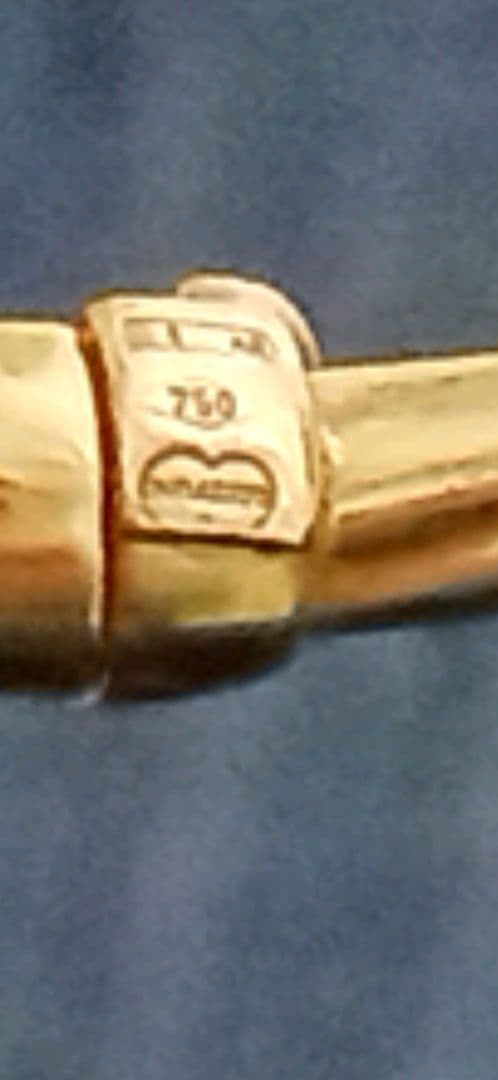 ウノアエレ　バングルブレスレット　k18