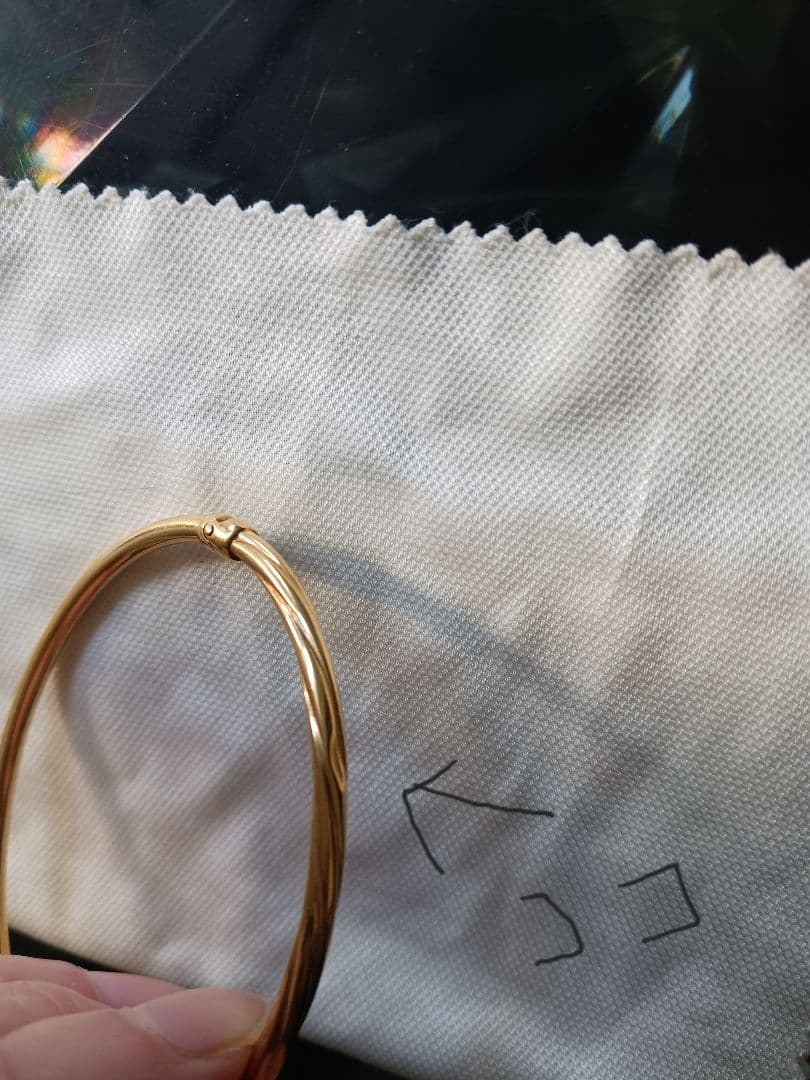 ウノアエレ　バングルブレスレット　k18