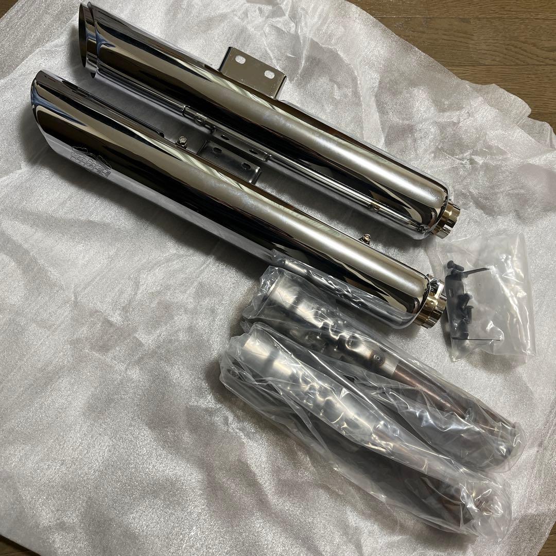 VANCE&HINES　ツインスラッシュ　クワイエットバッフル組込済　ソフテイル