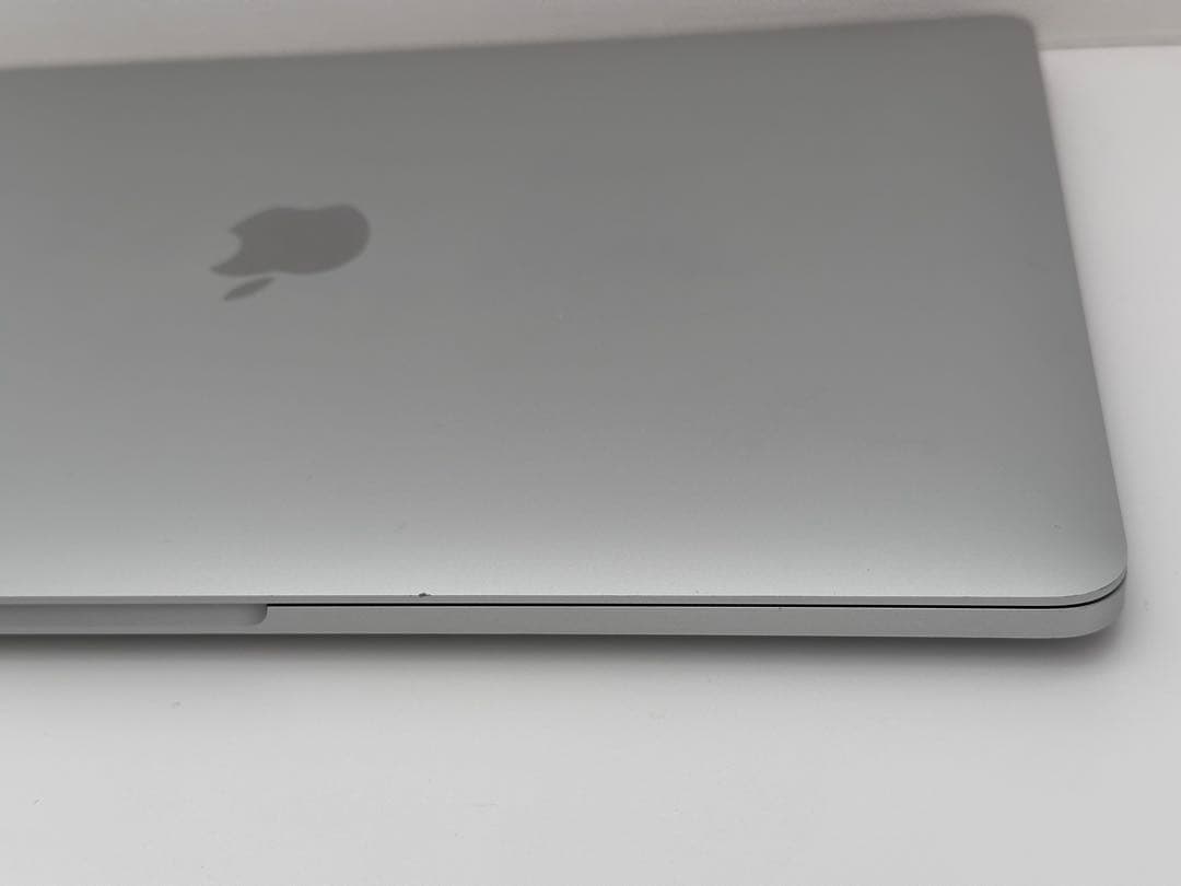 動作品！MacBook Pro2020 Core i7•16GB •512GB