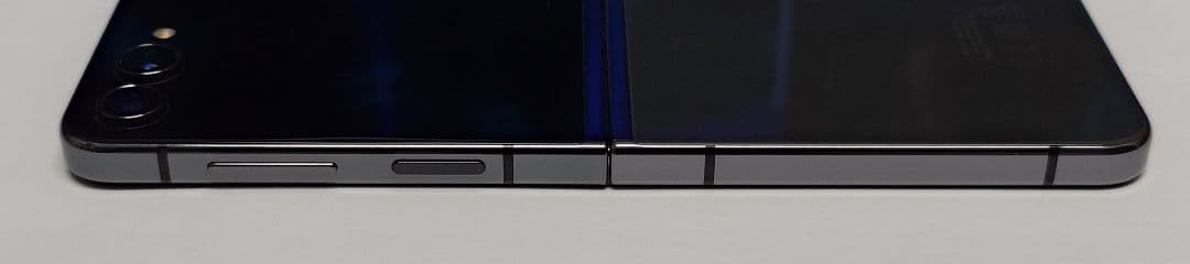 Galaxy Z Flip5 SM-F731B 512GB 8GB グラファイト