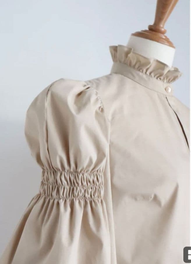 girlish St.ceciliaセントセシリア☆ダイアナブラウス☆ ベージュ