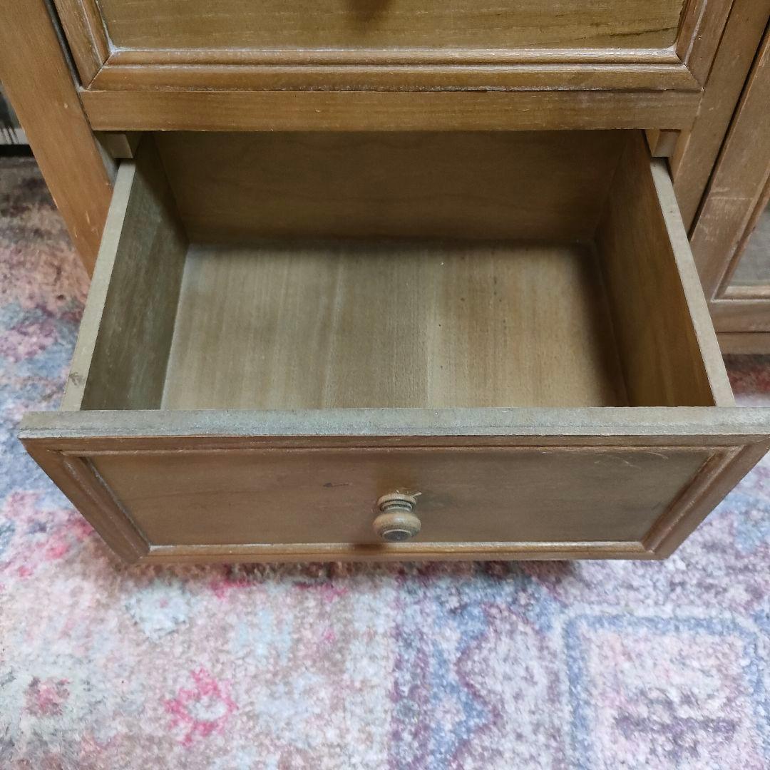 B-COMPANY ビーカンパニー ガラス扉収納キャビネット シャビー