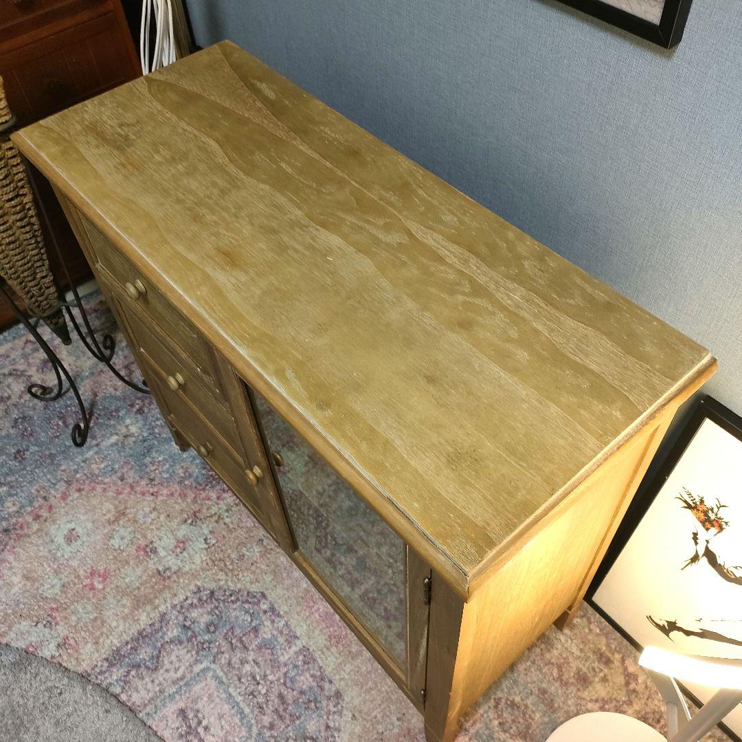 B-COMPANY ビーカンパニー ガラス扉収納キャビネット シャビー