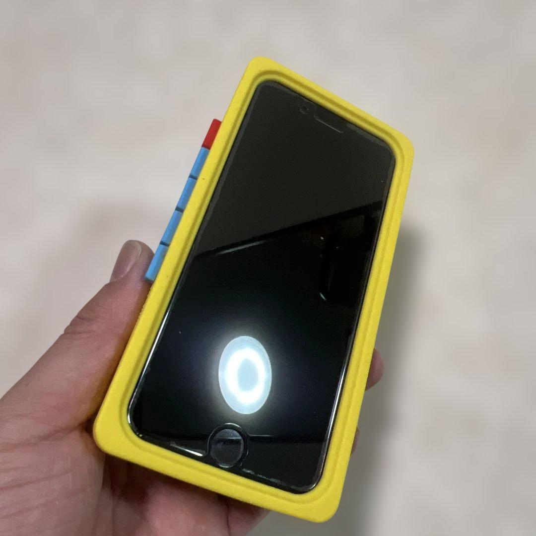 iPhone se2 64GB SIMフリー