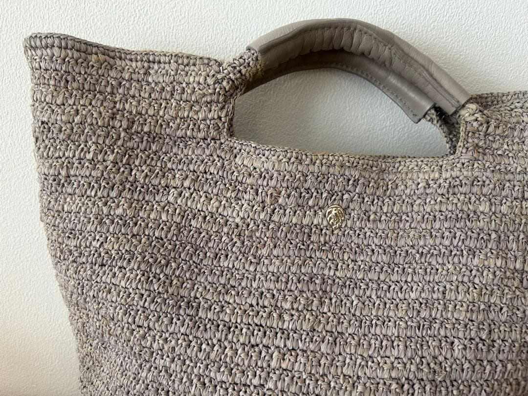 HELEN KAMINSKI ラフィアかごバッグ