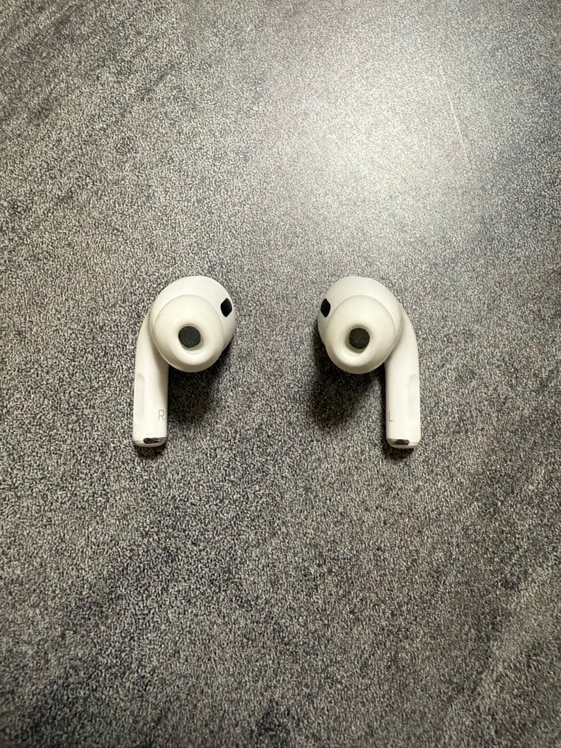 AirPodsPro 第二世代 本体 ホワイト イヤーチップ付き