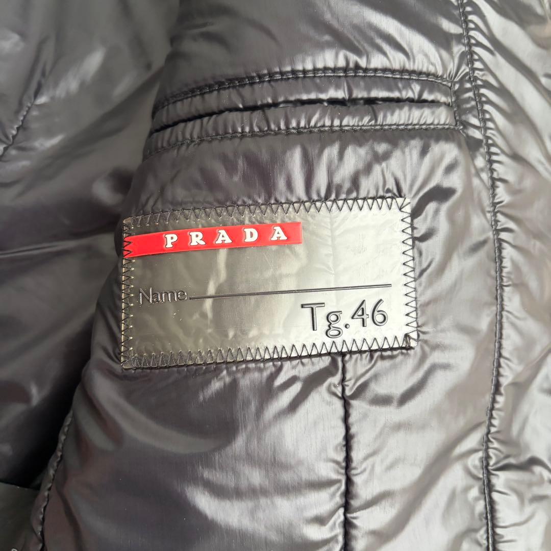 【美品✨レア】PRADA プラダ　中綿ベスト　ラバーロゴ　黒　46 国内正規品