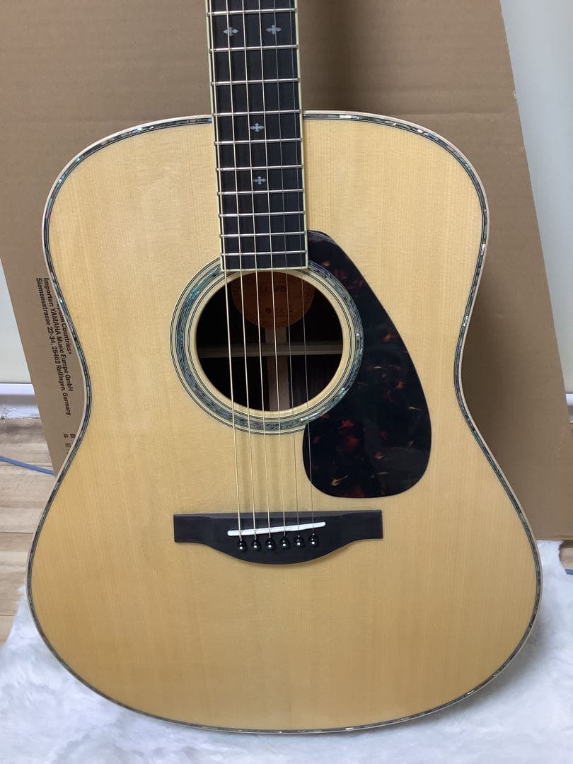 ヤスさま 限定 YAMAHA LL16D ARE