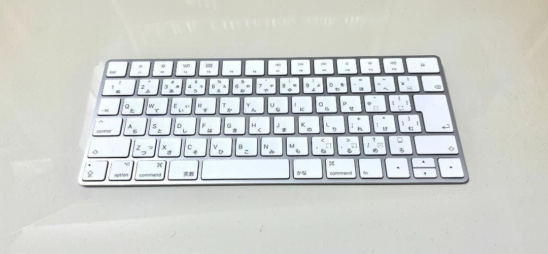 値引き Mac mini M2 16GB 256GBスタンドハブとおまけ2個付き