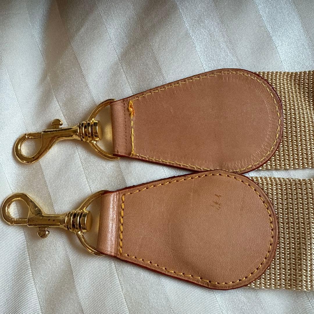 ハンティングワールド　 ボストンバッグ バチューサーパス レザー ショルダー付き