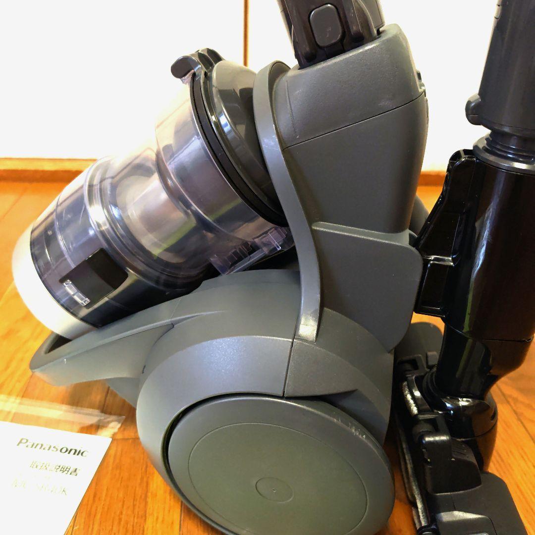 【美品】23年製Panasonic ダブルメタルプチサイクロン MC-SR40K
