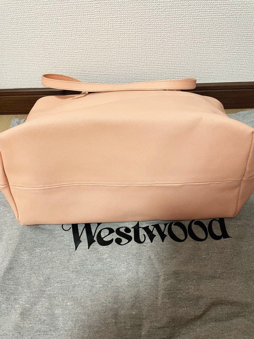 ヴィヴィアンウエストウッド トートバッグ レザー オーブ ピンク A4可