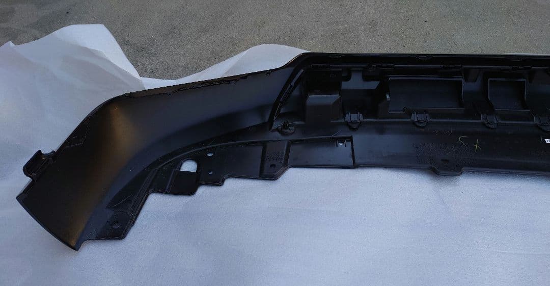 新型Vezel play純正 ブラック塗装バンパーロアーガーニッシュ