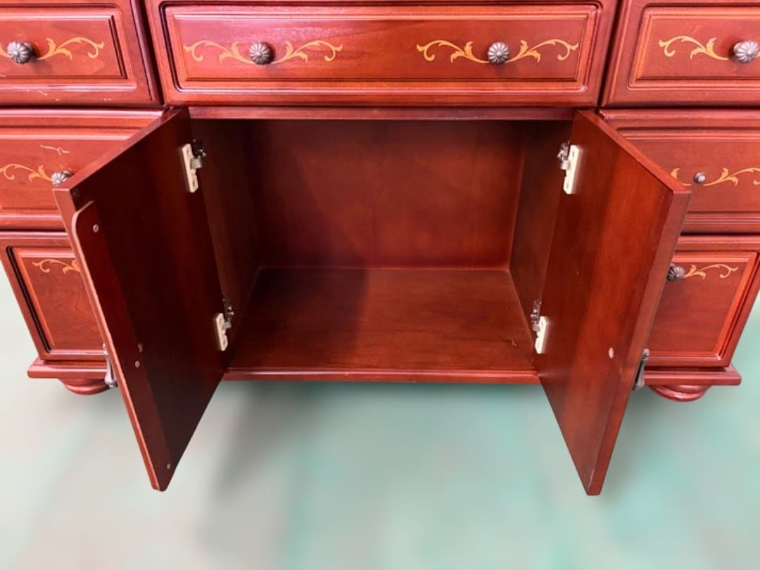 ま*ん様 イタリア調　サイドボード　象嵌細工　チェスト　キャビネット　アンティー