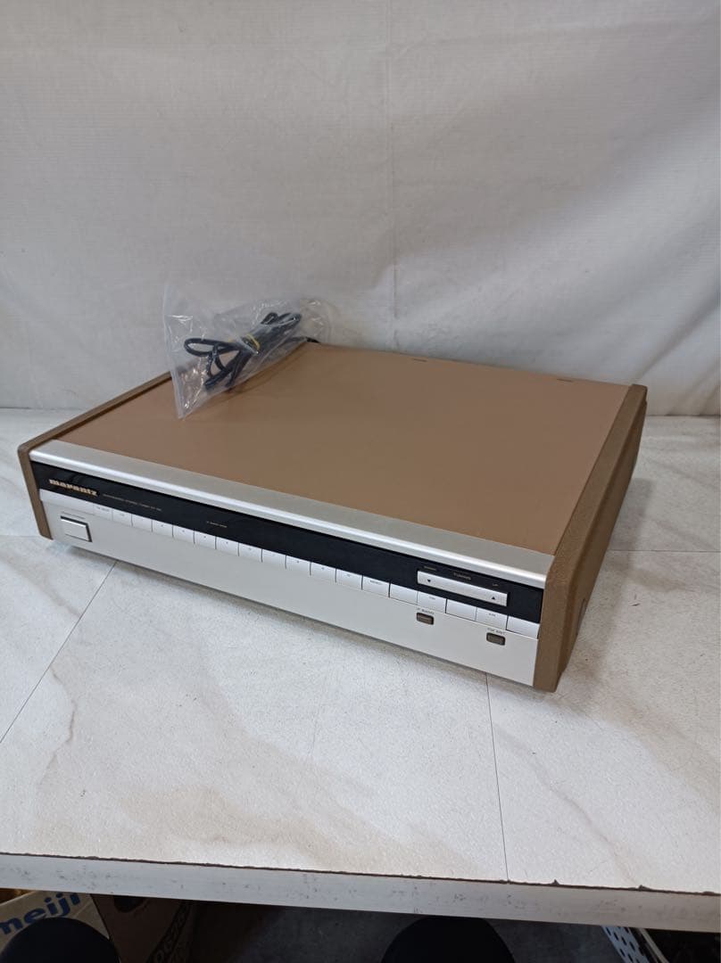 八6235【美品】marantz マランツ チューナー ST-50