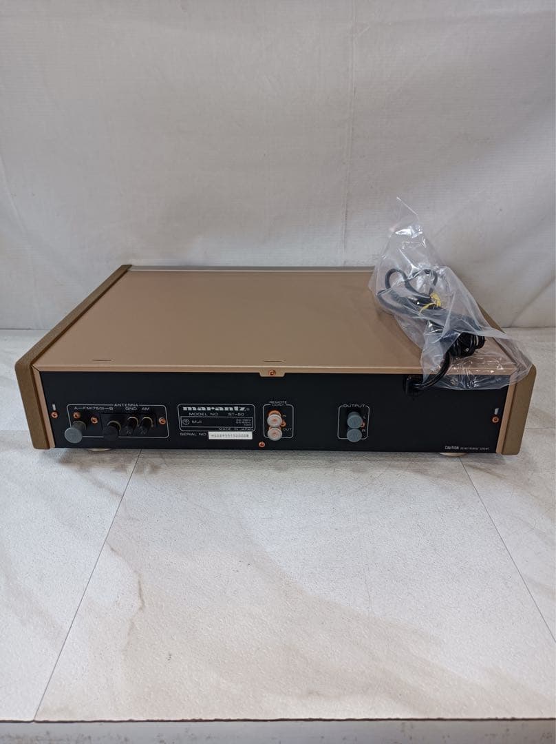 八6235【美品】marantz マランツ チューナー ST-50