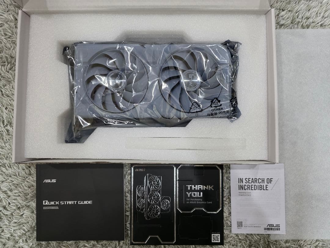 ASUS GEFORCE RTX 4060Ti 8GB グラボ