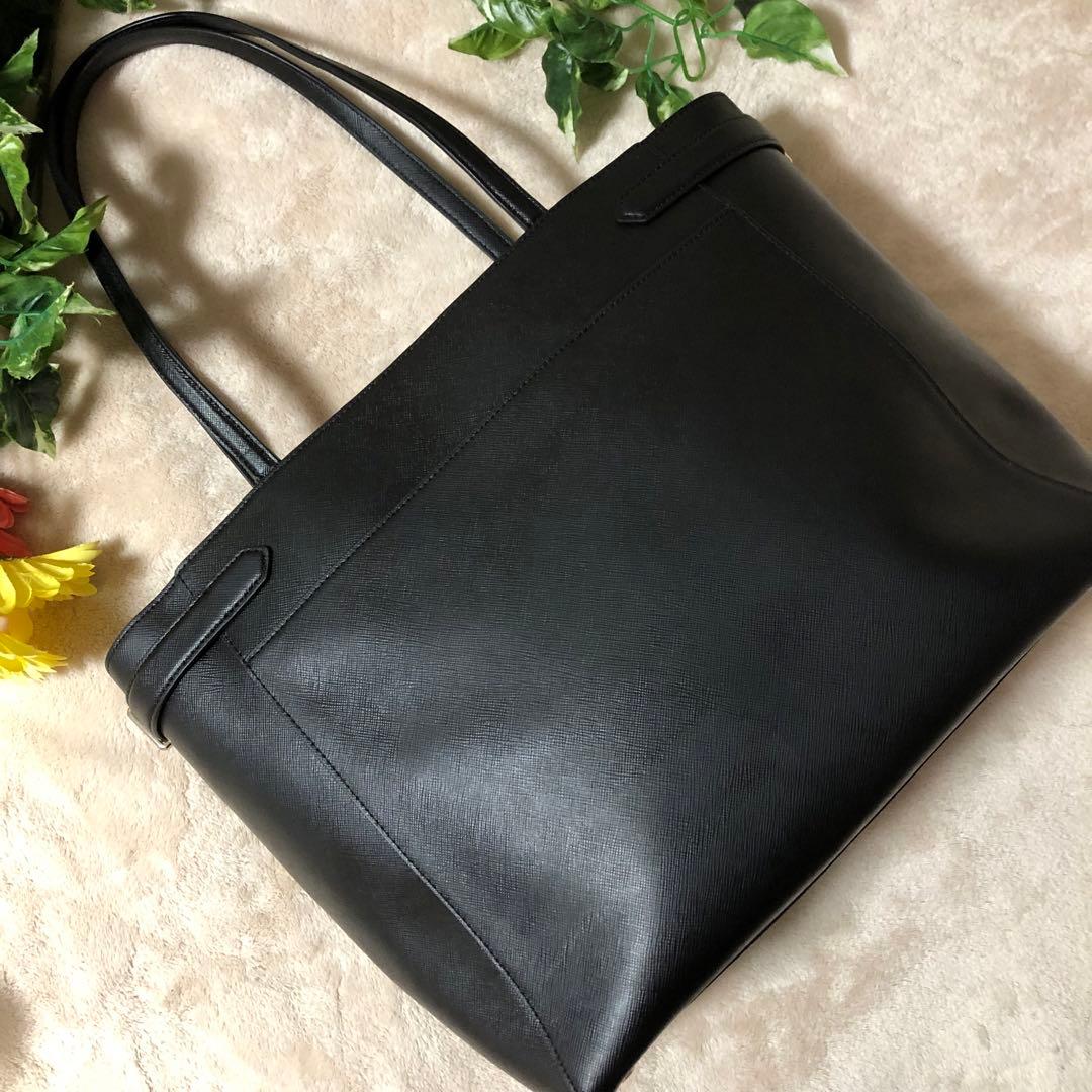 ★tqk☆★美品　ケイトスペード　ステイシー　ラップトップ　トート