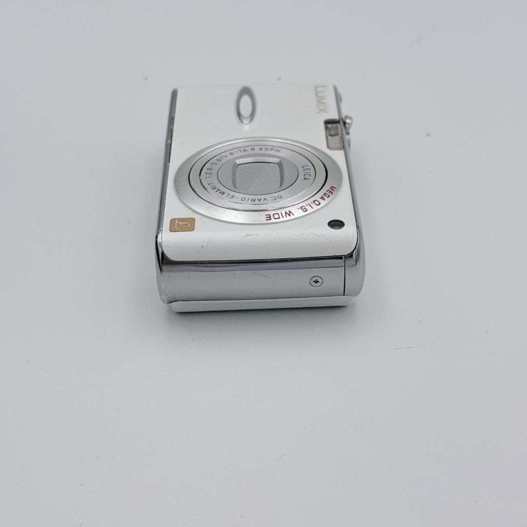 【概ね美品】Panasonic LUMIX DMC-FX01-W ホワイト