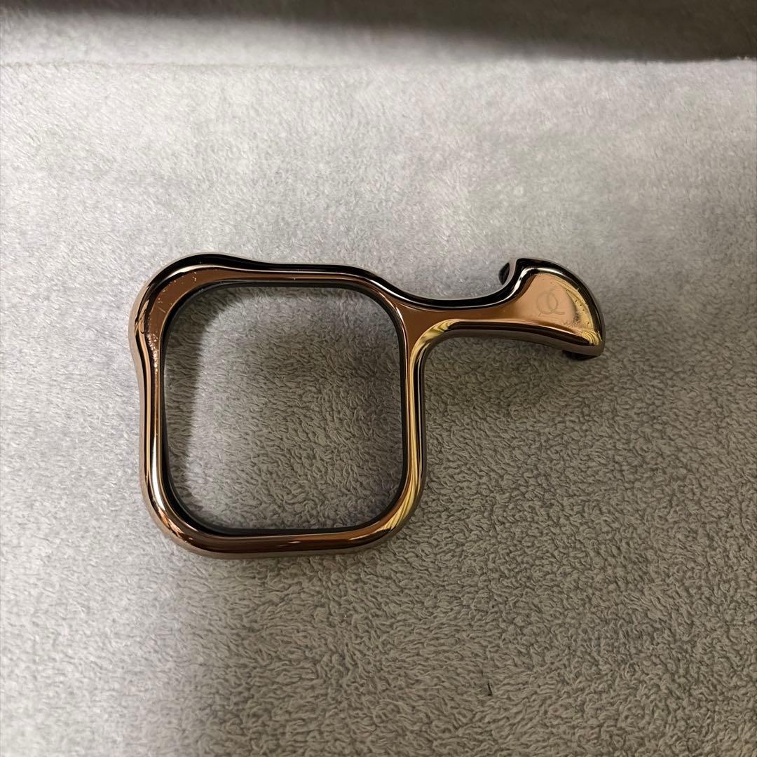 Arc Pulse iPhone 16 Pro Max アルミ　ローズブロンズ