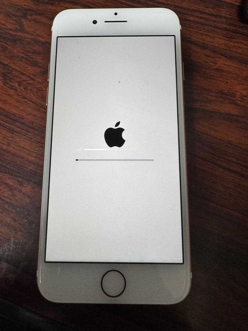 Apple iPhone 7 ローズゴールド A1779