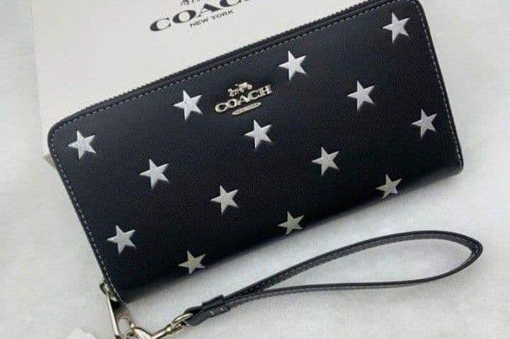 新品未使用コーチ長財布スター星プリントブラックレディースメンズ送料無料即日発送