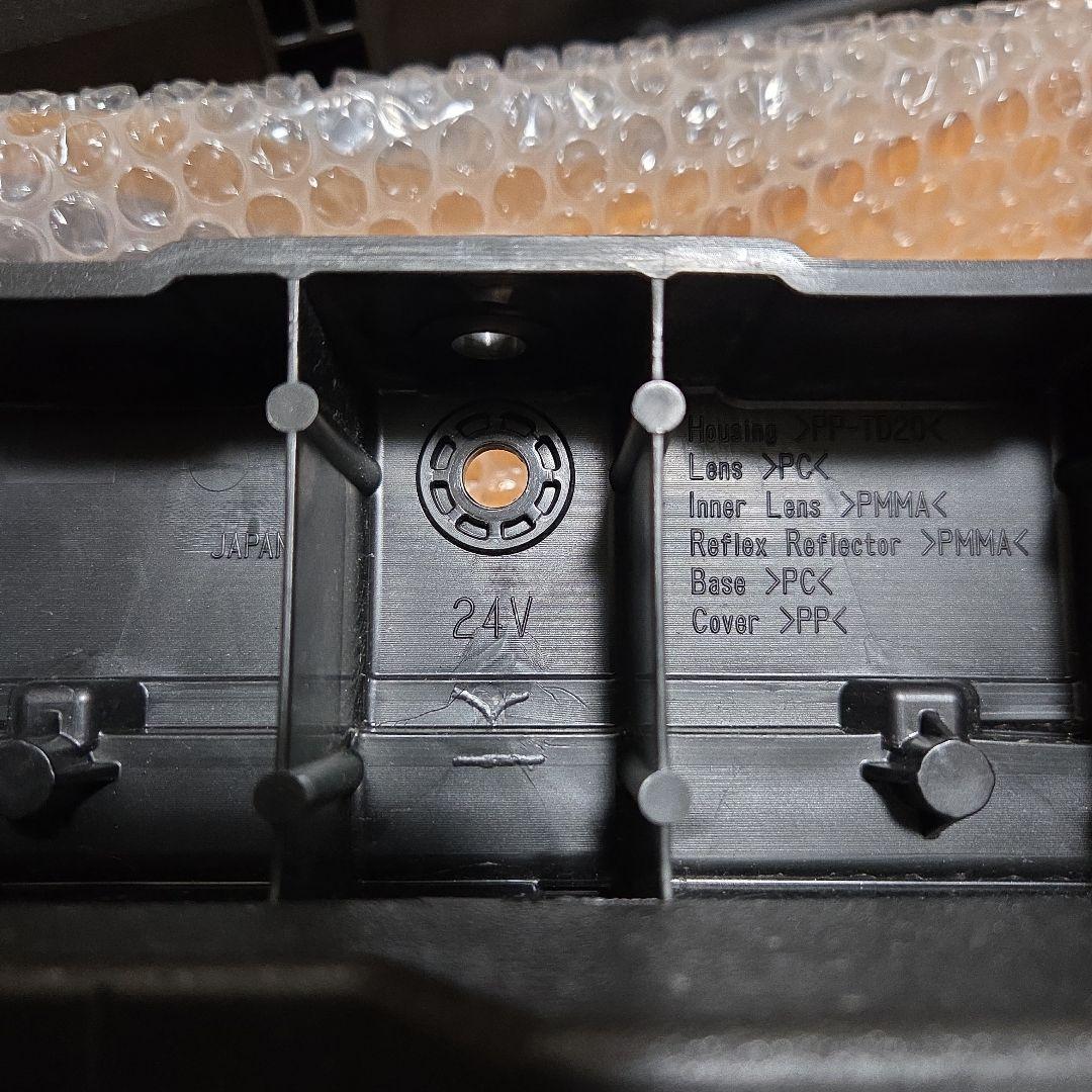 日野大型　純正　LEDテールランプセット