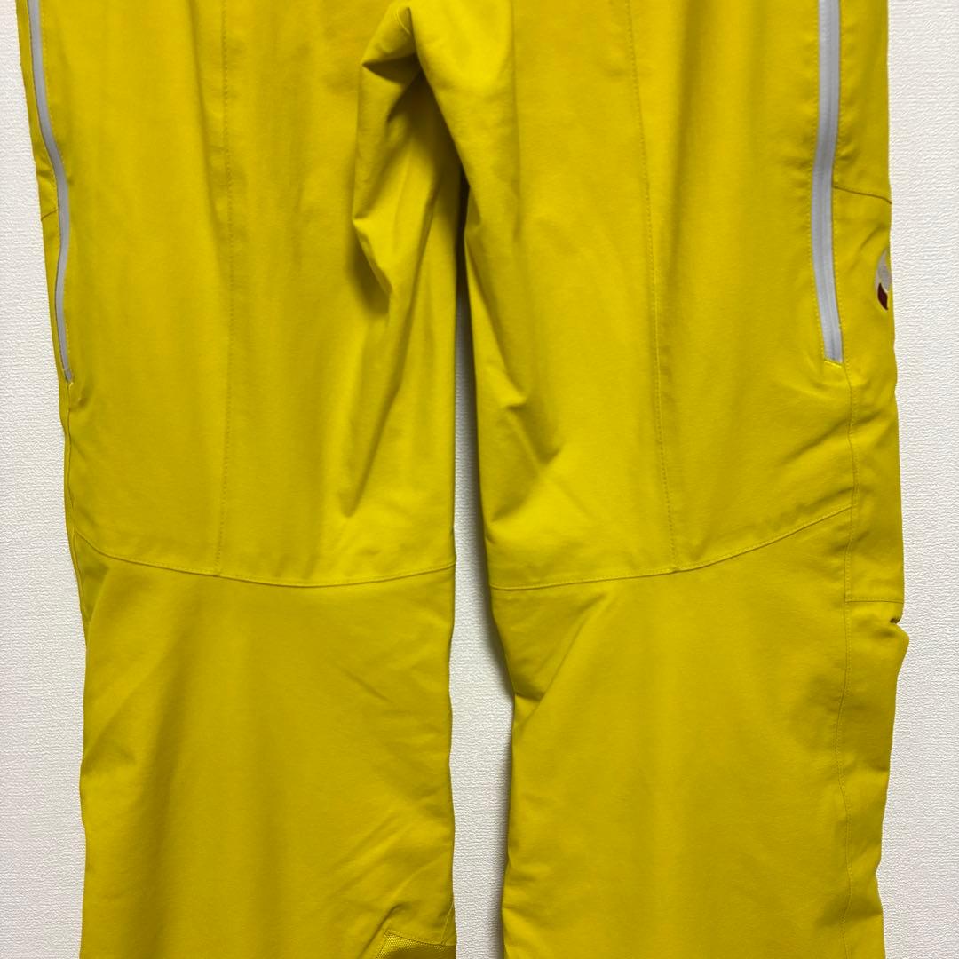 ほぼ新品　モンベル　マルチトラウザーズ　マウンテンパンツ　スキー　スノボ　Ｍ－Ｌ