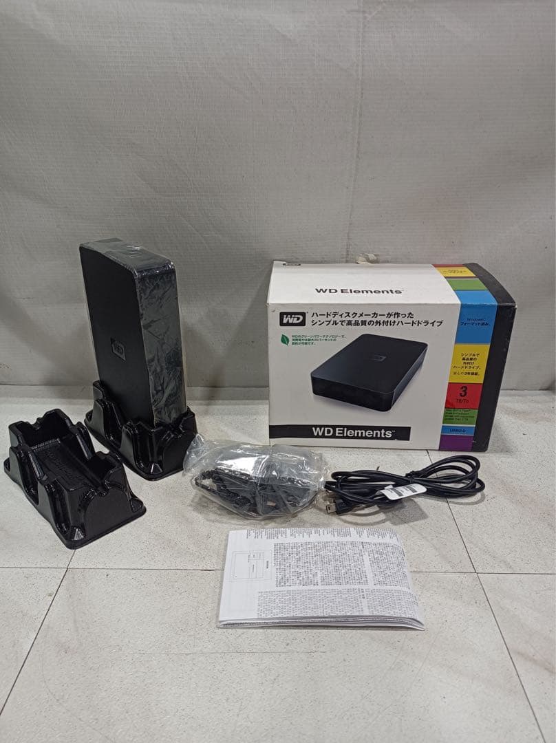 八6754【未使用品】WD ウエスタンデジタル 外付けHDD 3TB
