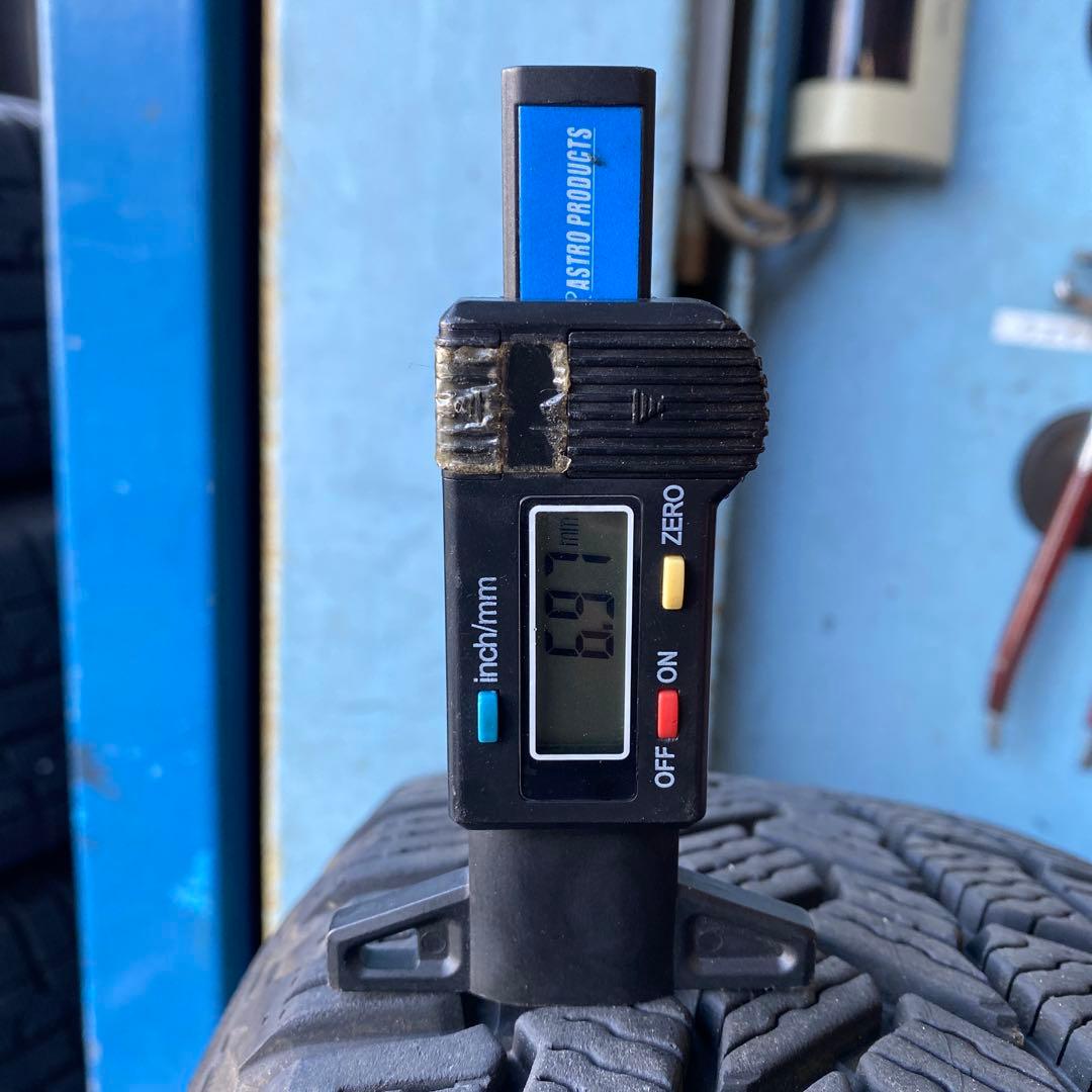 中古バリ溝ミシュランスタッドレスセット175/65R15アクア、ヴィッツ