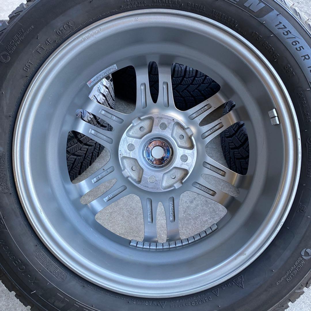 中古バリ溝ミシュランスタッドレスセット175/65R15アクア、ヴィッツ