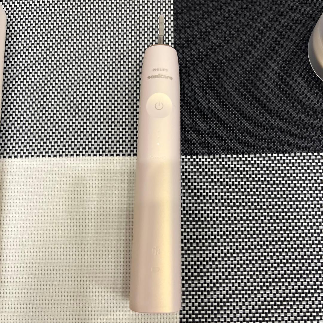 【本体新品】電動歯ブラシ　フィリップス　プレステージ　HX999C