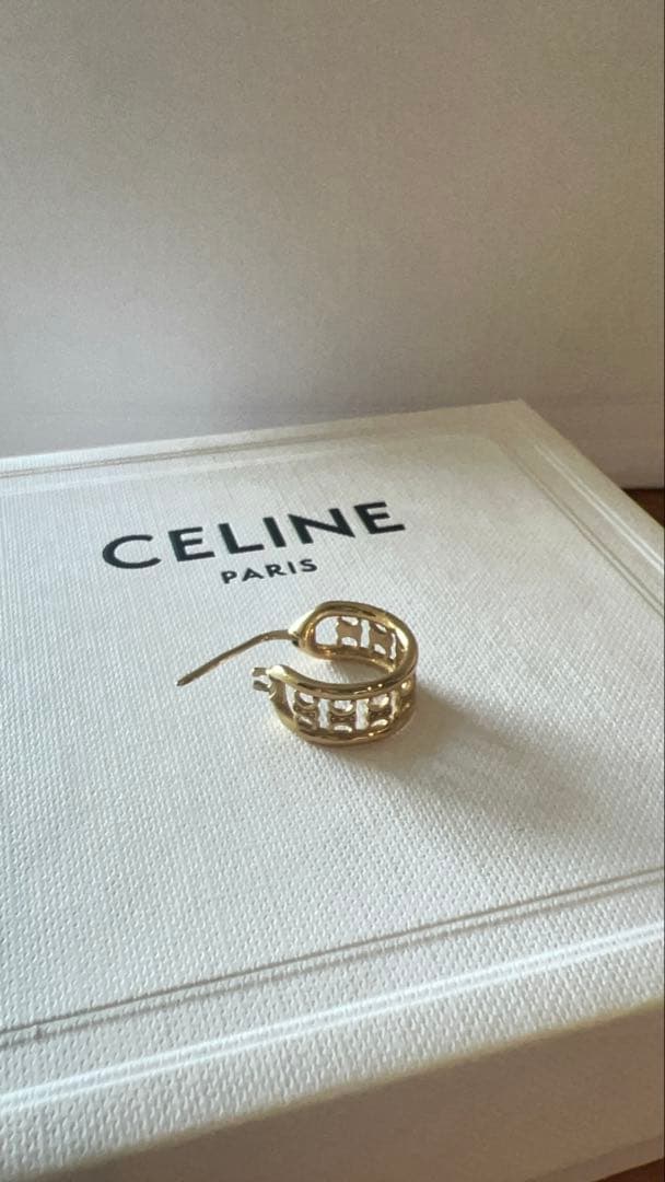 CELINE セリーヌ　ピアス　トリオンフ　マルチフープ