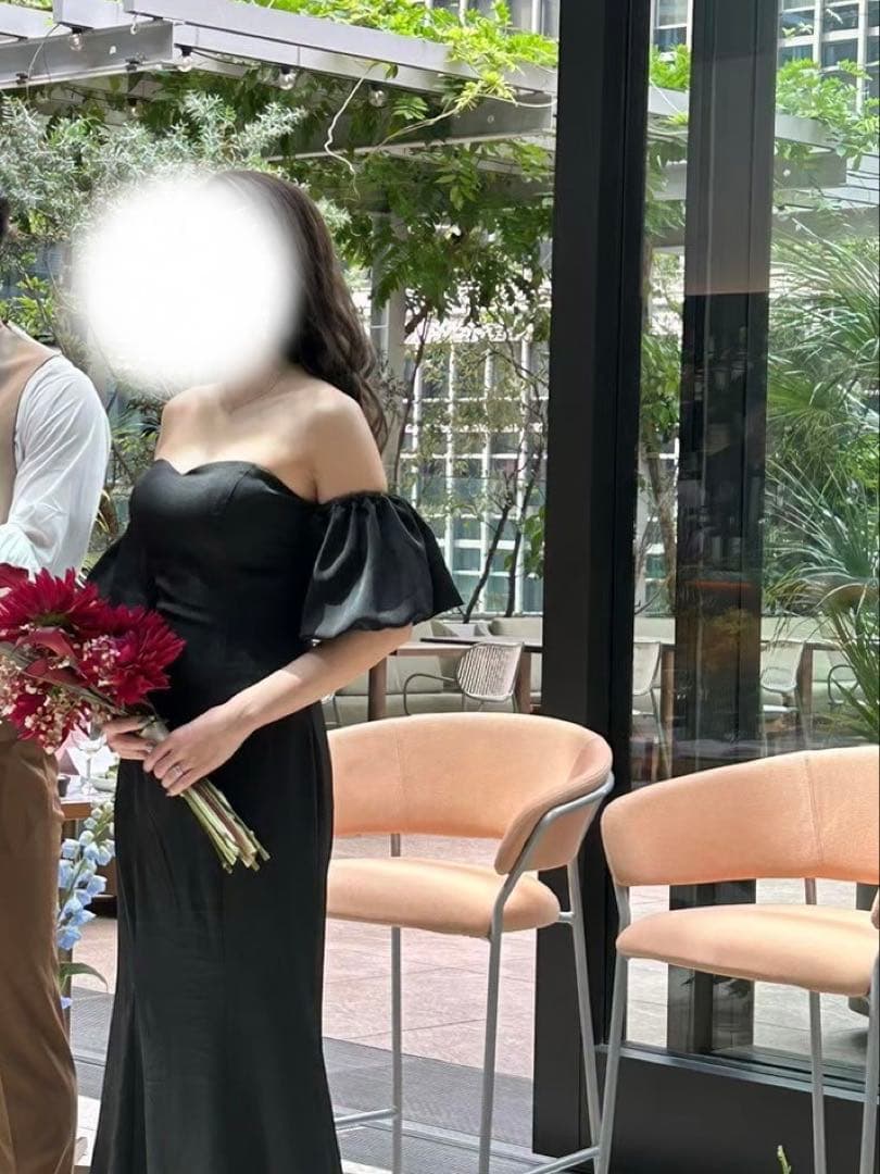 オフショルダー ボリューム袖 サテン ブラック ソフトマーメイドドレス