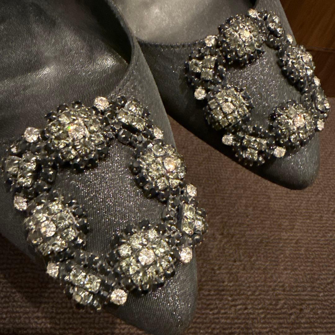 マノロ マノロブラニク ハンギシ フラット 35 黒