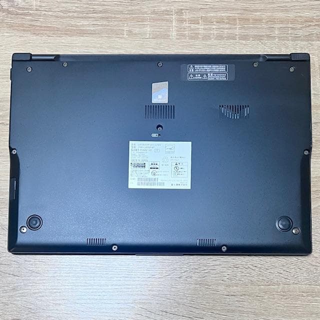 使用浅！2023《優良美品》ウルトラスリムモバイル！富士通 U9313