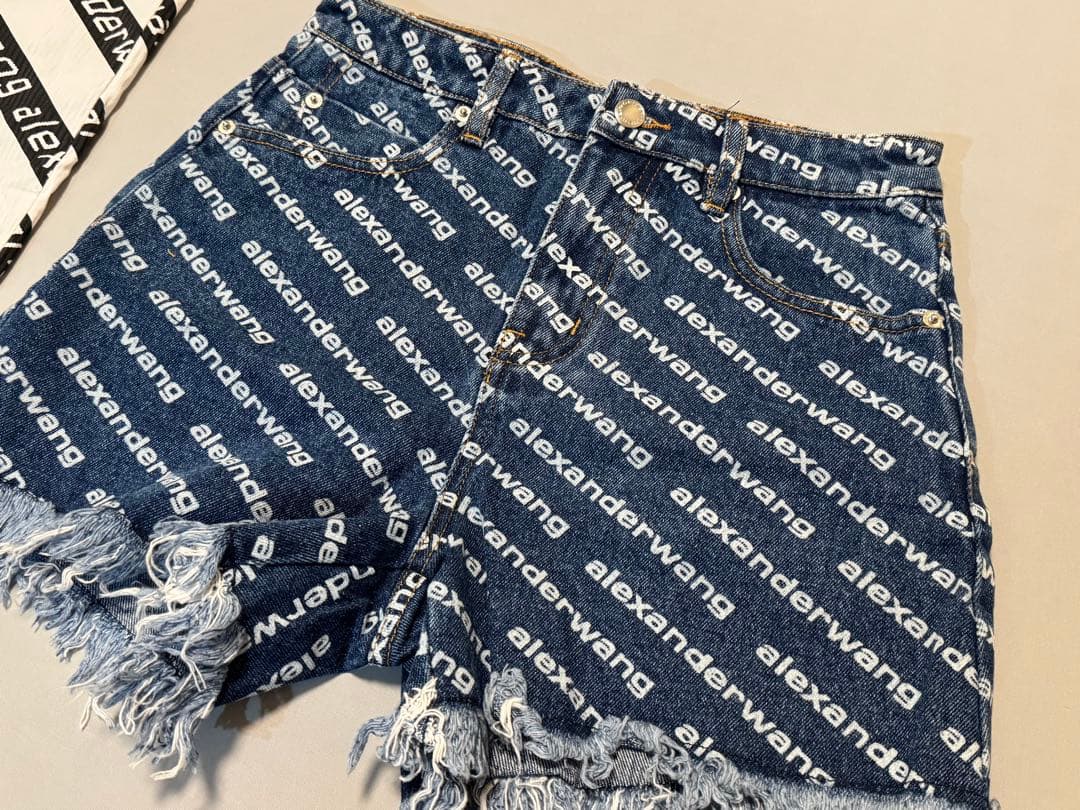 ✨alexander wang Bite ロゴ ハイライズ ショートパンツ✨