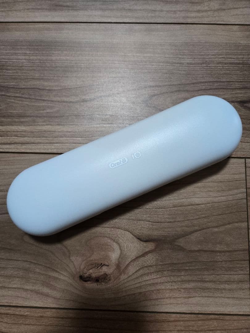 Oral-B iO8 ホワイト 電動歯ブラシ